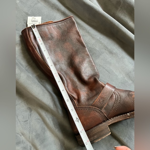 Frye. 7 Women's Veronica Tall Slouch Boot - Picture 16 of 16